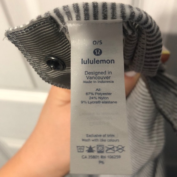 Lululemon Infinity Scarf/Wrap - Picture 4 of 4